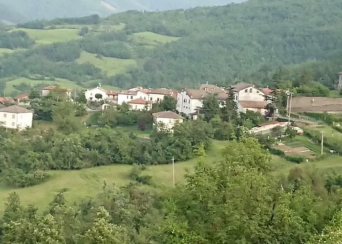 Alpi 农家乐 Roccaforte Ligure
